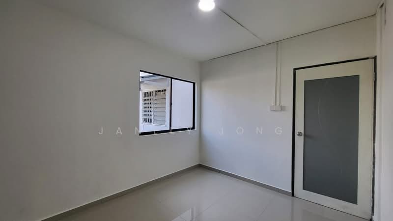 Rumah Flat untuk Dijual di Flat Bandar Selesa Jaya @ Jalan Silat Gayong - Janlly Jong - Interior - PropertyGuru.com.my