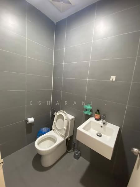 Rumah Teres 3 Tingkat untuk Dijual di Seri Kembangan (Selangor) - Esharani . - PropertyGuru.com.my