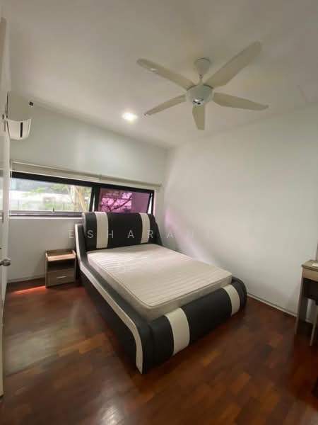 Rumah Teres 3 Tingkat untuk Dijual di Seri Kembangan (Selangor) - Esharani . - PropertyGuru.com.my