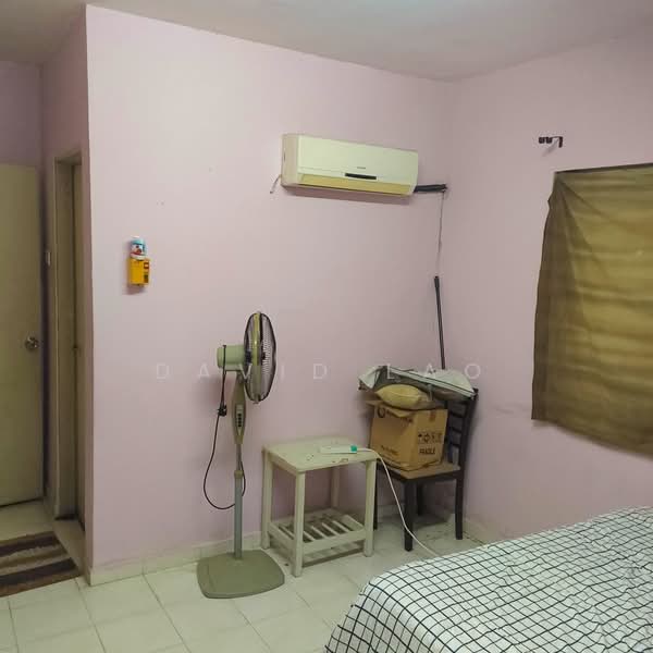 Pangsapuri untuk Disewa di Sri Intan 1 - David Lao - Bedroom - PropertyGuru.com.my