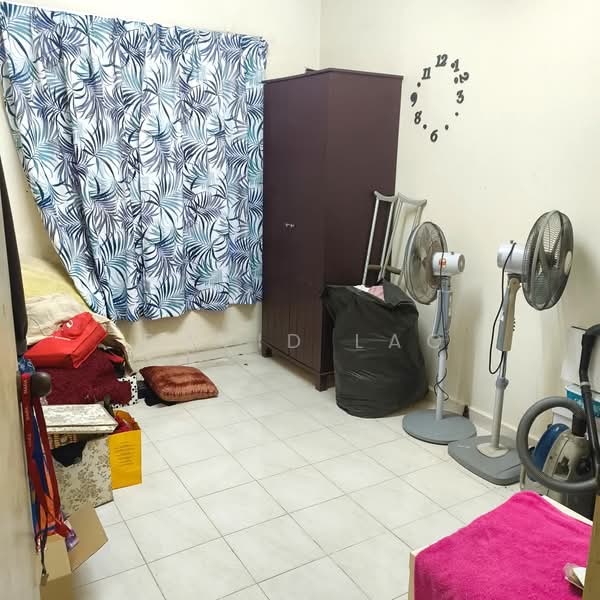 Pangsapuri untuk Disewa di Sri Intan 1 - David Lao - Bedroom - PropertyGuru.com.my