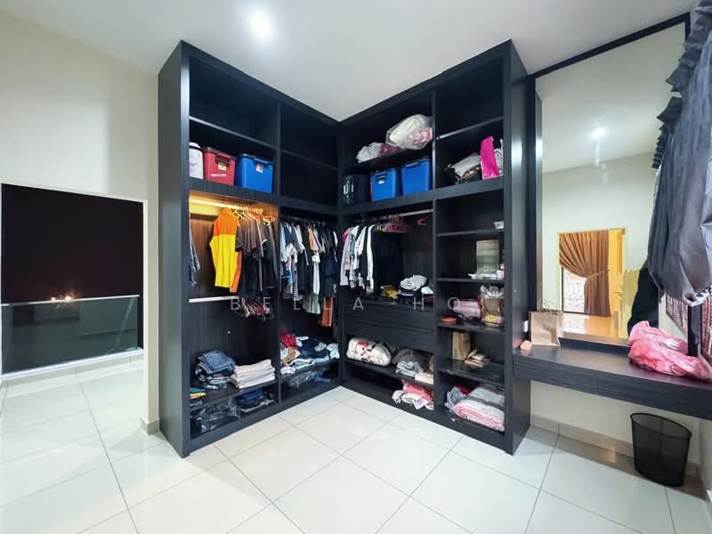 Semi-Detached House for Sale in Indahpura Iris Park (Kulai) - Bella Ho - PropertyGuru.com.my