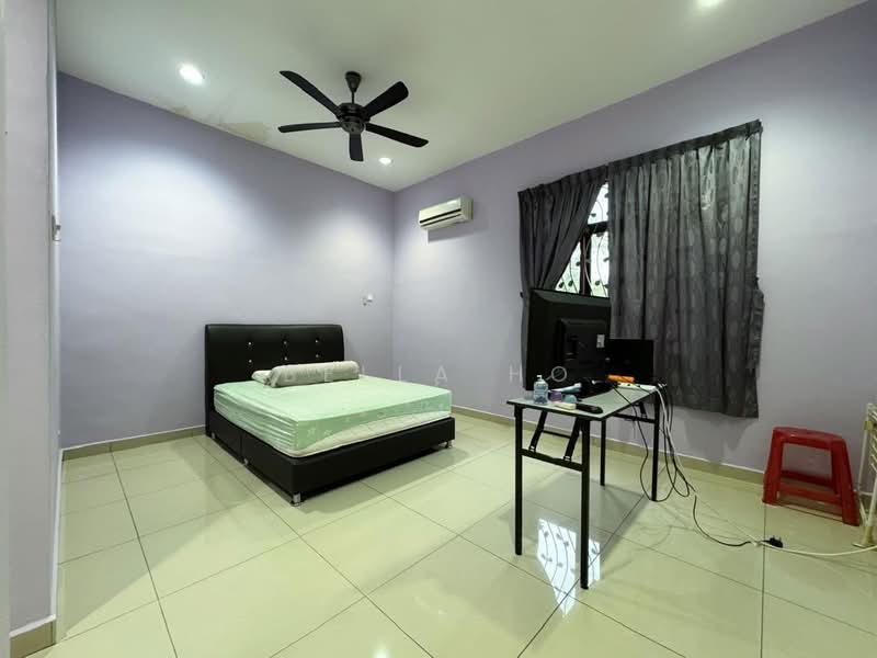 Semi-Detached House for Sale in Indahpura Iris Park (Kulai) - Bella Ho - PropertyGuru.com.my