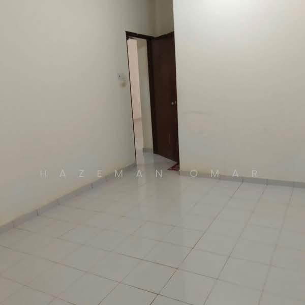 Townhouse for Sale in Batu Caves (Selangor) - Hazeman Omar - Interior - PropertyGuru.com.my