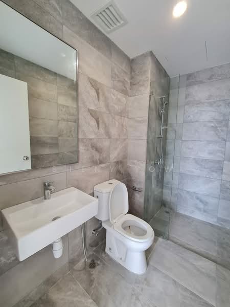 Servis Apartment untuk Disewa di Equine Residence - Sheny Yow - Bathroom - PropertyGuru.com.my