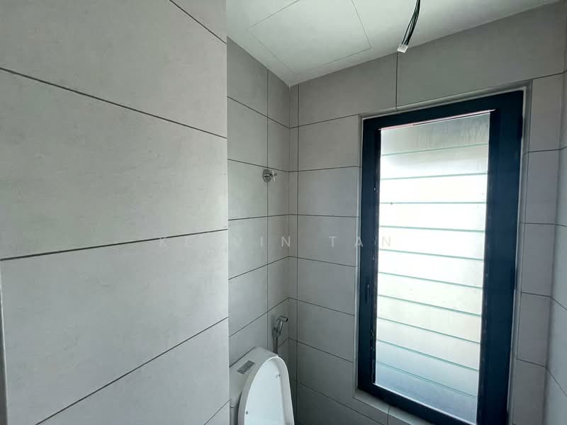 Service Residence for Rent at Sinaran @ Utropolis - Kelvin Tan - Bathroom - PropertyGuru.com.my