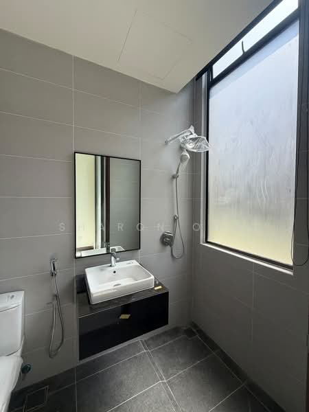 2-storey Terraced House for Sale in Puteri Harbour (Iskandar Puteri (Nusajaya)) - Sharon Ong - Bathroom - PropertyGuru.com.my