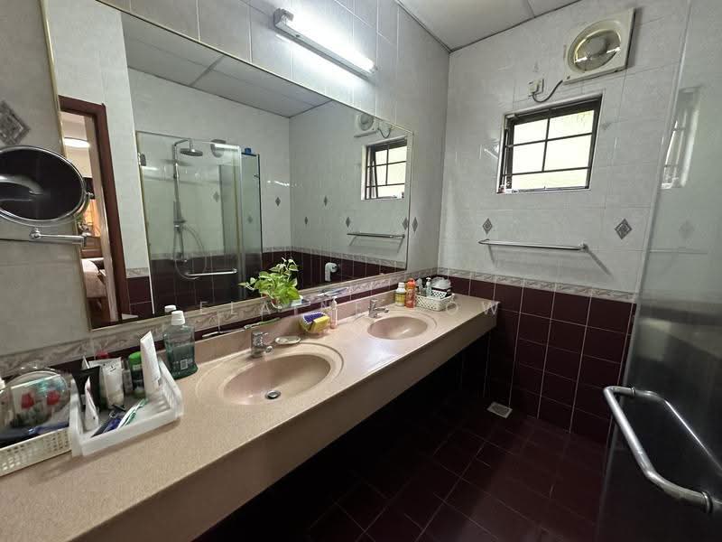 Bungalow House untuk Dijual di Petaling Jaya (Selangor) - Elaine Kow - Bathroom - PropertyGuru.com.my
