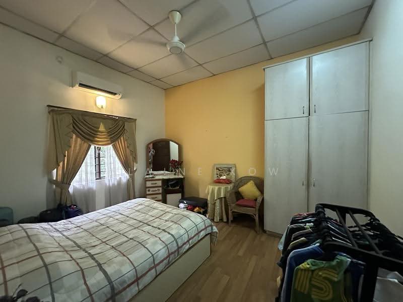 Bungalow House untuk Dijual di Petaling Jaya (Selangor) - Elaine Kow - Bedroom - PropertyGuru.com.my