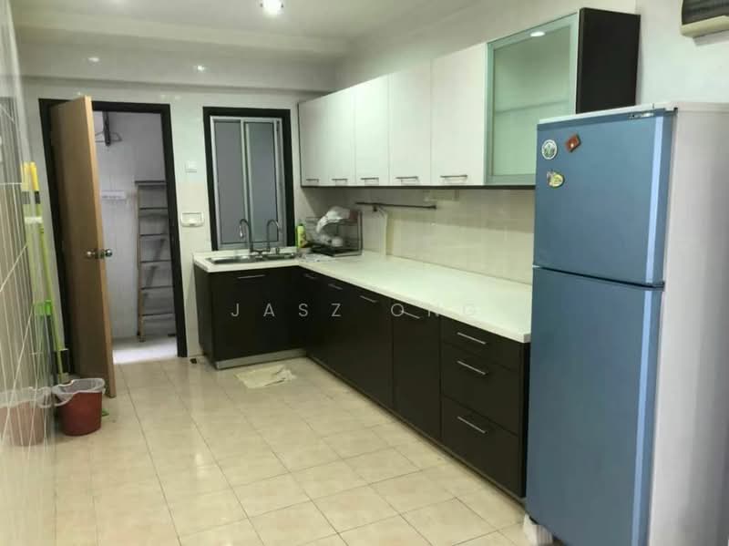 Servis Apartment untuk Dijual di Bayu Puteri 3 - Jasz Ong - Kitchen - PropertyGuru.com.my