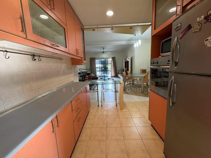 Apartment for Sale at D'Melor Condominium - Kelvin Pook - Kitchen - PropertyGuru.com.my