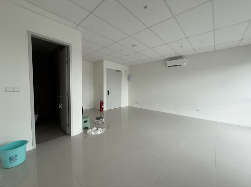 Service Residence for Sale at Edelweiss @ Tropicana Gardens - Ken Ling Kok - Interior - PropertyGuru.com.my