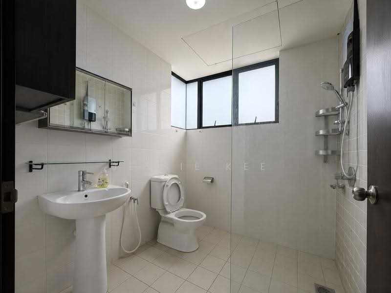 Condominium for Sale at Nadia Parkfront - Jessie Kee - Bathroom - PropertyGuru.com.my