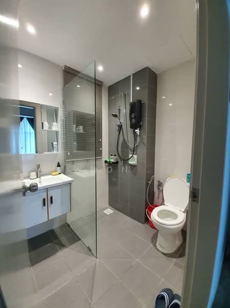 Pangsapuri untuk Disewa di Residensi Rumpun Bahagia (Residensi Melaka Tengah 1) - Woon . - Bathroom - PropertyGuru.com.my