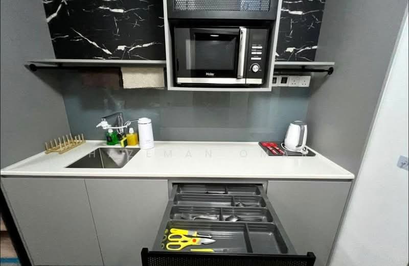 Service Residence for Rent at Mossaz @ Empire City - Hazeman Omar - Kitchen - PropertyGuru.com.my