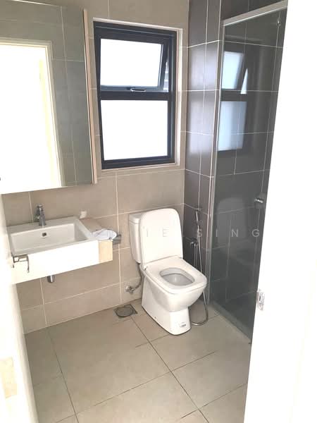 Condominium for Rent at Lakeville Residence - Frankie Sing - Bathroom - PropertyGuru.com.my