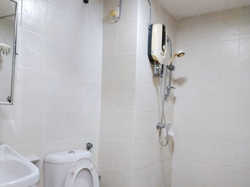 Condominium for Sale at Green Avenue Condominium - Kow Tze Fui - Bathroom - PropertyGuru.com.my