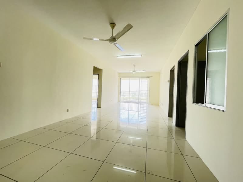 Kondominium untuk Dijual di Platinum Lake PV 20 - Joyss Tan - Living Room - PropertyGuru.com.my