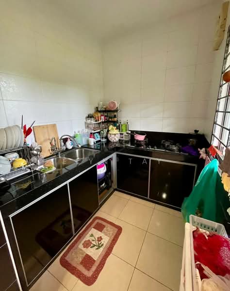 2-storey Terraced House for Sale in Taman Nusa Idaman (Iskandar Puteri (Nusajaya)) - Elyn Tay - Kitchen - PropertyGuru.com.my