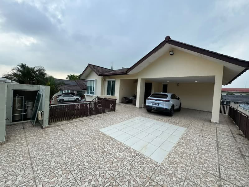Rumah Banglo untuk Dijual di Kayangan Heights (Shah Alam) - Nicky Lai - Exterior - PropertyGuru.com.my