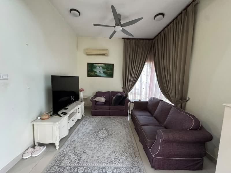 Rumah Banglo untuk Dijual di Kayangan Heights (Shah Alam) - Nicky Lai - Living Room - PropertyGuru.com.my