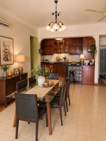 Kondominium untuk Dijual di Tiara Kelana - Edmund Goh - Dining Room - PropertyGuru.com.my