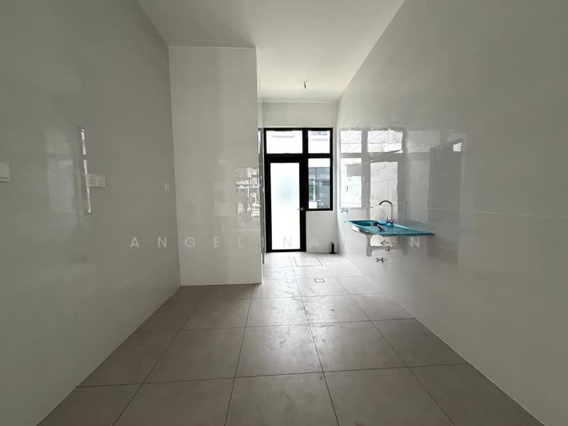 Rumah Teres 2 Tingkat untuk Dijual di Taman Mount Austin (Tebrau) - Angelina Tan - PropertyGuru.com.my