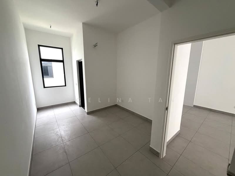 Rumah Teres 2 Tingkat untuk Dijual di Taman Mount Austin (Tebrau) - Angelina Tan - PropertyGuru.com.my