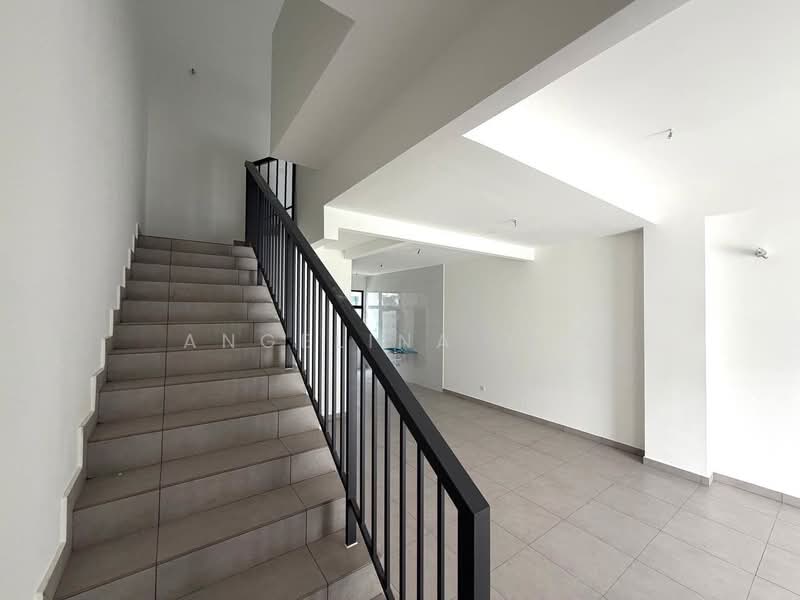 Rumah Teres 2 Tingkat untuk Dijual di Taman Mount Austin (Tebrau) - Angelina Tan - PropertyGuru.com.my