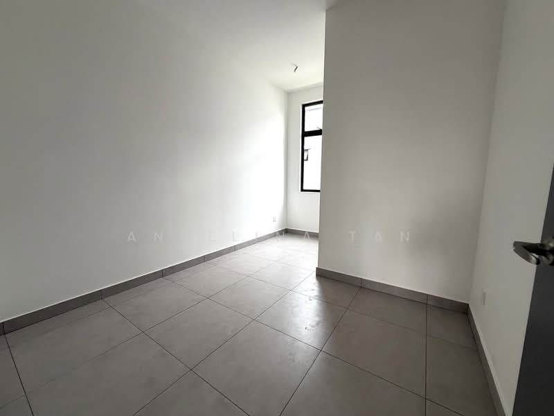Rumah Teres 2 Tingkat untuk Dijual di Taman Mount Austin (Tebrau) - Angelina Tan - PropertyGuru.com.my