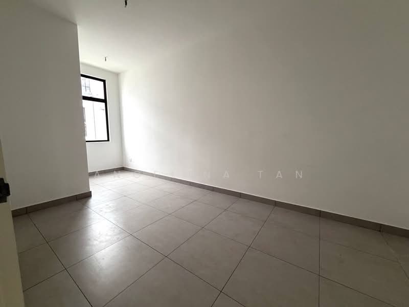 Rumah Teres 2 Tingkat untuk Dijual di Taman Mount Austin (Tebrau) - Angelina Tan - PropertyGuru.com.my