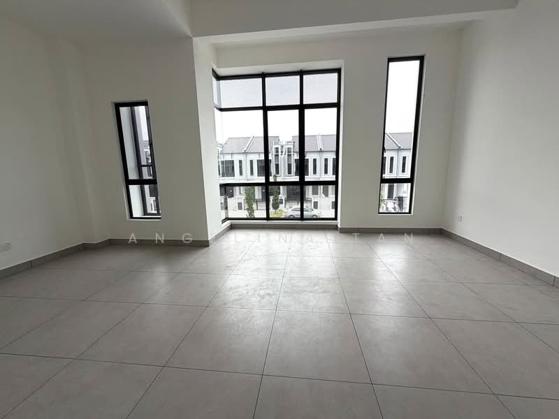 Rumah Teres 2 Tingkat untuk Dijual di Taman Mount Austin (Tebrau) - Angelina Tan - PropertyGuru.com.my