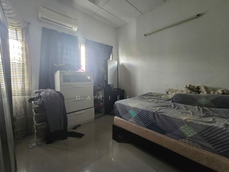 Terraced House for Sale in Usj 4 (Subang Jaya) - DANIEL . - Bedroom - PropertyGuru.com.my