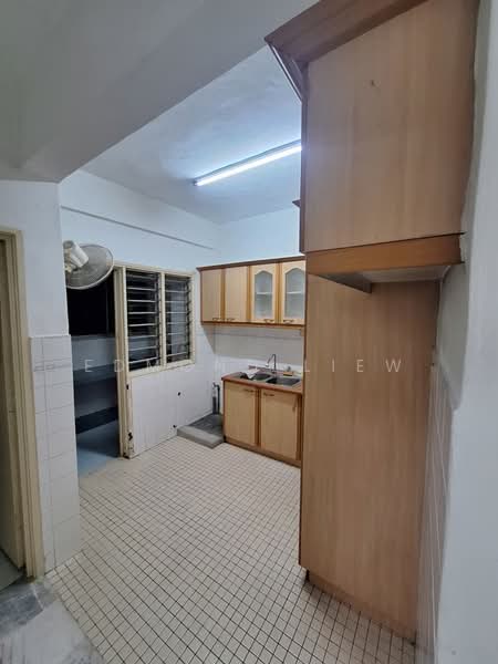 Pangsapuri untuk Dijual di Seri Kasturi - Edmond Liew - Kitchen - PropertyGuru.com.my