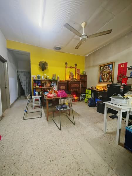 1-storey Terraced House for Sale in Taman Bukit Maluri (Kepong) - Suki Tan - Living Room - PropertyGuru.com.my