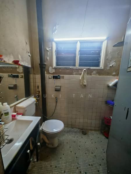 1-storey Terraced House for Sale in Taman Bukit Maluri (Kepong) - Suki Tan - Bathroom - PropertyGuru.com.my