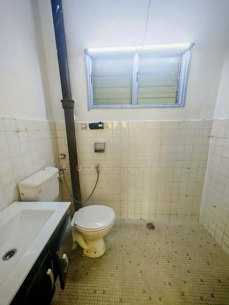 1-storey Terraced House for Sale in Taman Bukit Maluri (Kepong) - Suki Tan - Bathroom - PropertyGuru.com.my