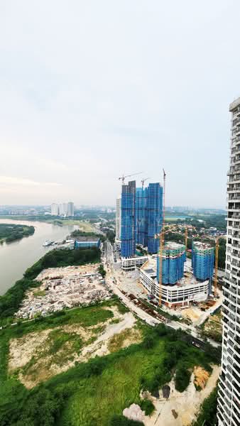 Condominium for Rent at Royal Strand @ Country Garden Danga Bay - Jeremy Goh - Exterior - PropertyGuru.com.my