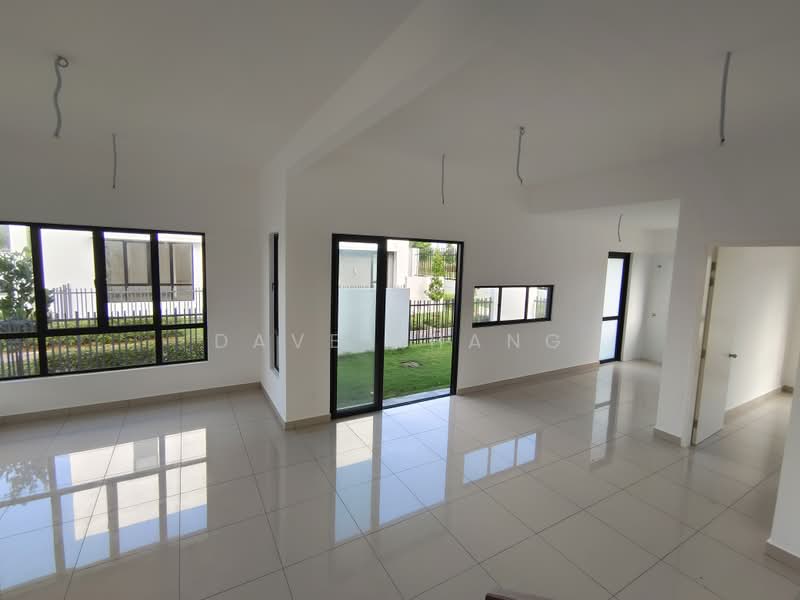 2-storey Terraced House for Sale in Telok Panglima Garang (Selangor) - Dave Phang - Living Room - PropertyGuru.com.my