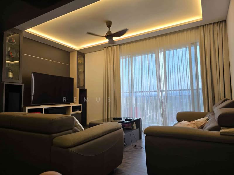 Kondominium untuk Dijual di Vina Residency (Vina Versatile Homes) - Remus Chen - Living Room - PropertyGuru.com.my