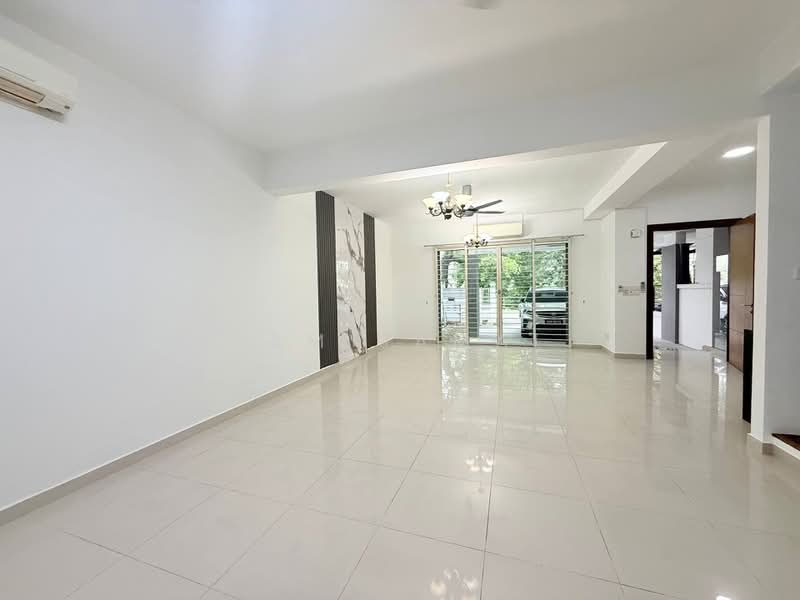 Rumah Teres 2 Tingkat untuk Disewa di Sering Ukay (Ampang) - Sam Jamal - Living Room - PropertyGuru.com.my