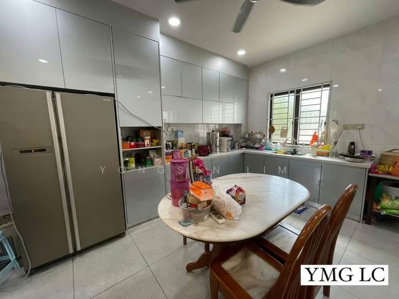2-storey Terraced House for Sale in Kota Bayuemas (Klang) - Yongsen Lim - Kitchen - PropertyGuru.com.my