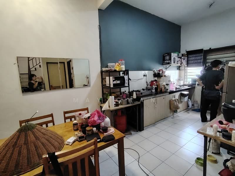 2-storey Terraced House for Sale in Taman Puncak Utama (Balakong) - May Chan - Kitchen - PropertyGuru.com.my
