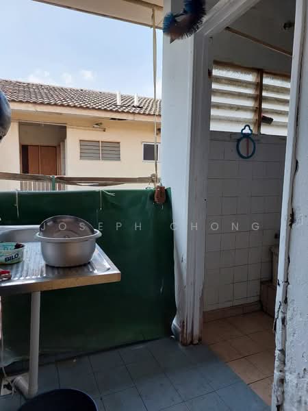 Rumah Flat untuk Dijual di Taman Putra Budiman Flat - Joseph Chong - PropertyGuru.com.my