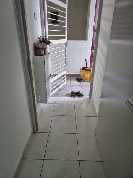 Kondominium untuk Disewa di Sky Awani Residensi 1 - CK Wong - Entrance - PropertyGuru.com.my