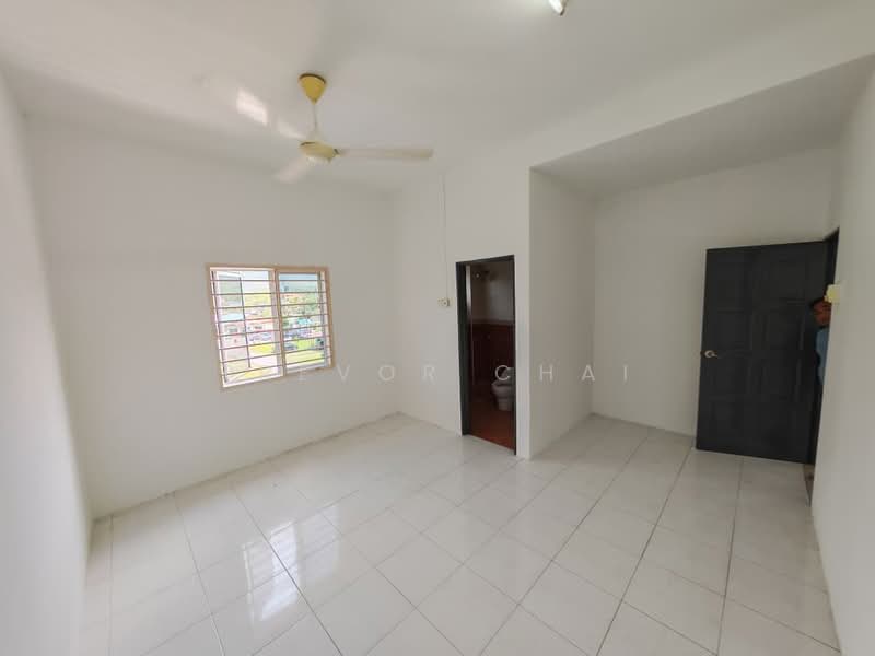 Rumah Berkembar untuk Disewa di Taman Ksm (Bentong) - Trevor Chai - Interior - PropertyGuru.com.my