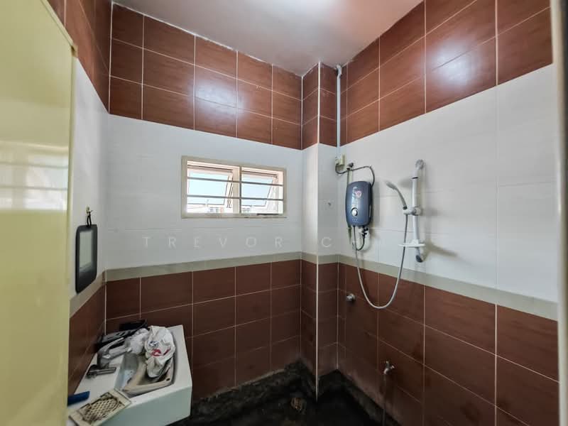 Rumah Berkembar untuk Disewa di Taman Ksm (Bentong) - Trevor Chai - Bathroom - PropertyGuru.com.my
