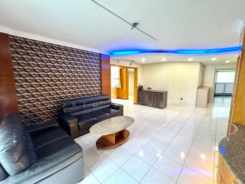Kondominium untuk Dijual di Astana - Thoriq Suparman - Living Room - PropertyGuru.com.my