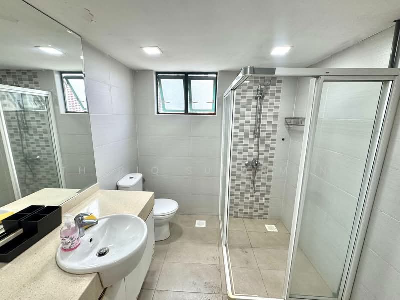 Kondominium untuk Dijual di Astana - Thoriq Suparman - Bathroom - PropertyGuru.com.my