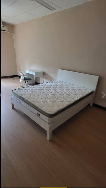 Rumah Bandar untuk Disewa di Petaling Jaya (Selangor) - Syahirah Ismol - Bedroom - PropertyGuru.com.my